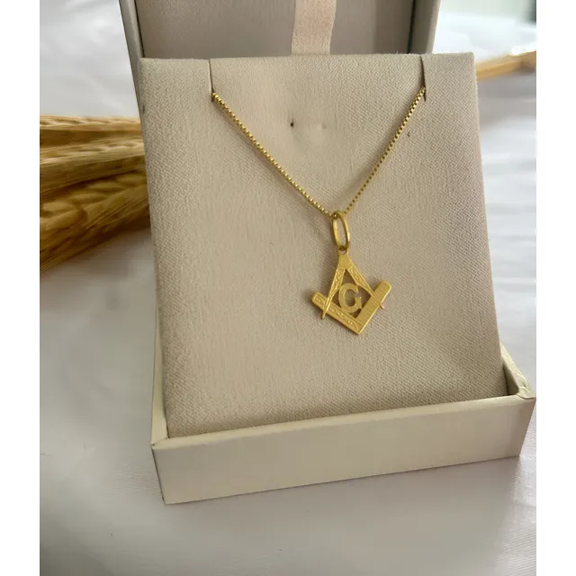 Gargantilha Maçonaria Em Prata Com Banho De Ouro Dourado