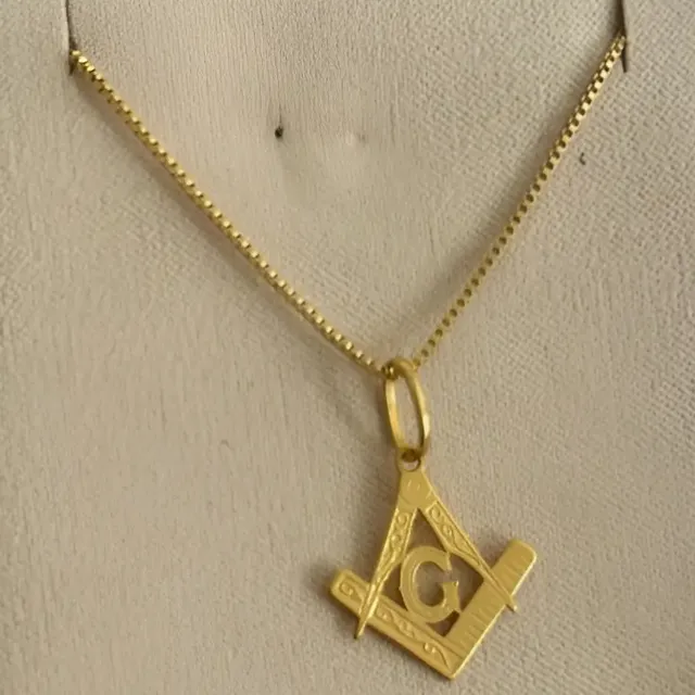 Gargantilha Maçonaria Em Prata Com Banho De Ouro Dourado